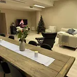 Luxury Apartments, Korkalonkatu *
