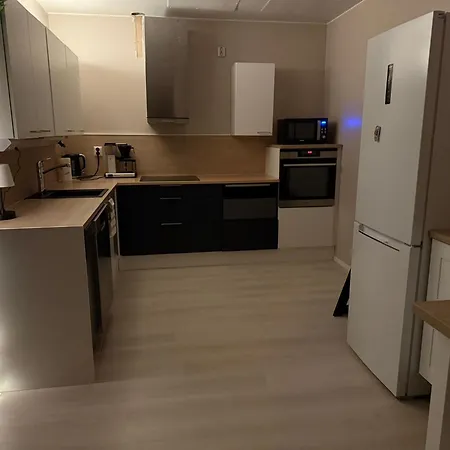 Luxury Apartments, Korkalonkatu *