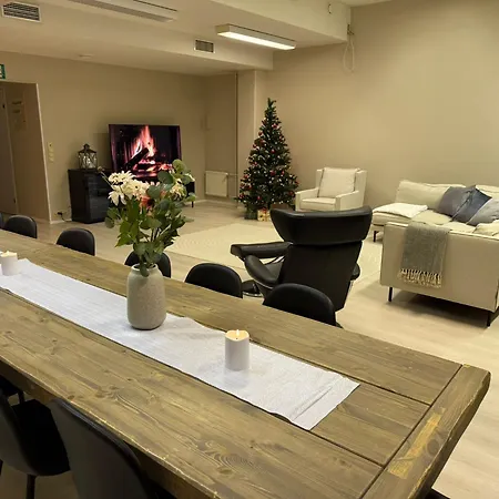 Luxury Apartments, Korkalonkatu *