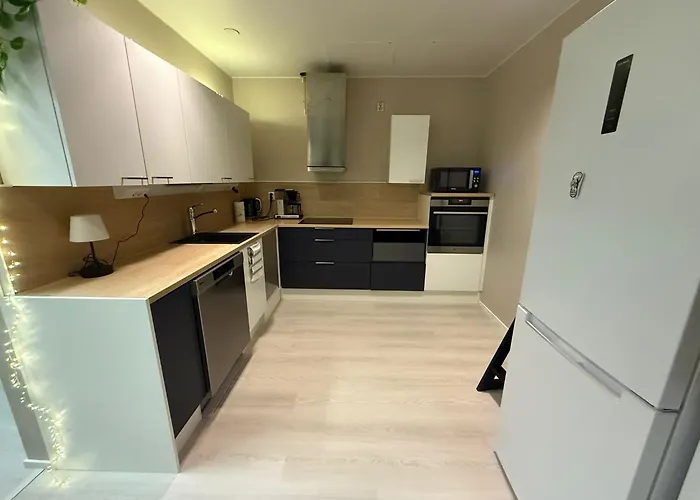 Luxury Apartments, Korkalonkatu